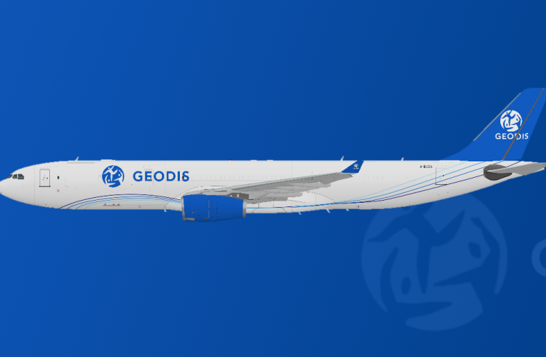 Titan Airways AIG A333 RR